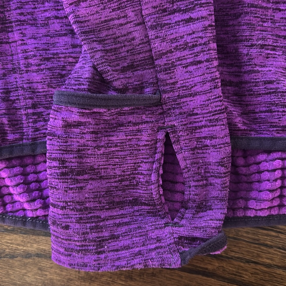 Nike therma fit long sleeve - Picture 3 of 4